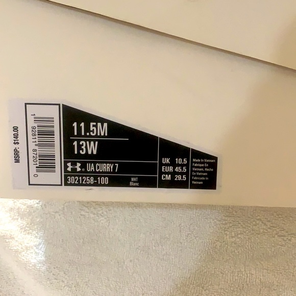 UA CURRY 7, 11.5 MENS, WHITE/BLACK - Picture 7 of 7